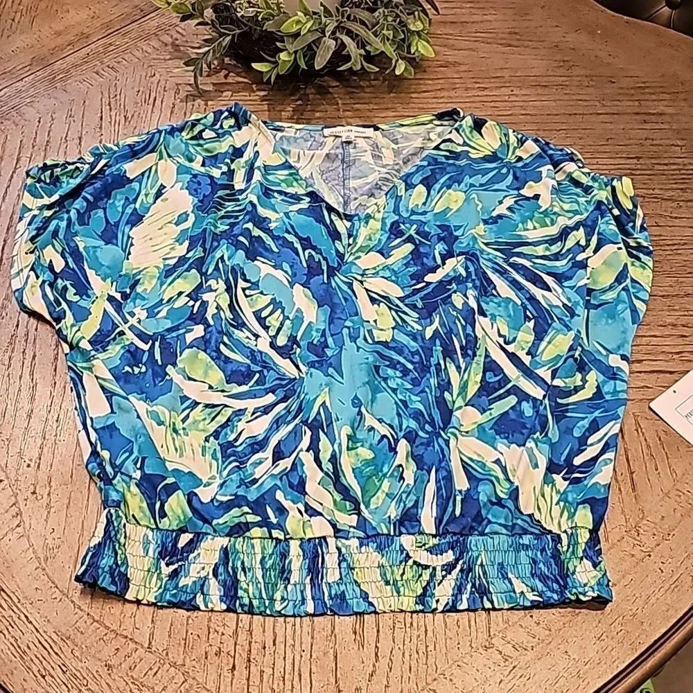 Hawaiian top size XL NWT